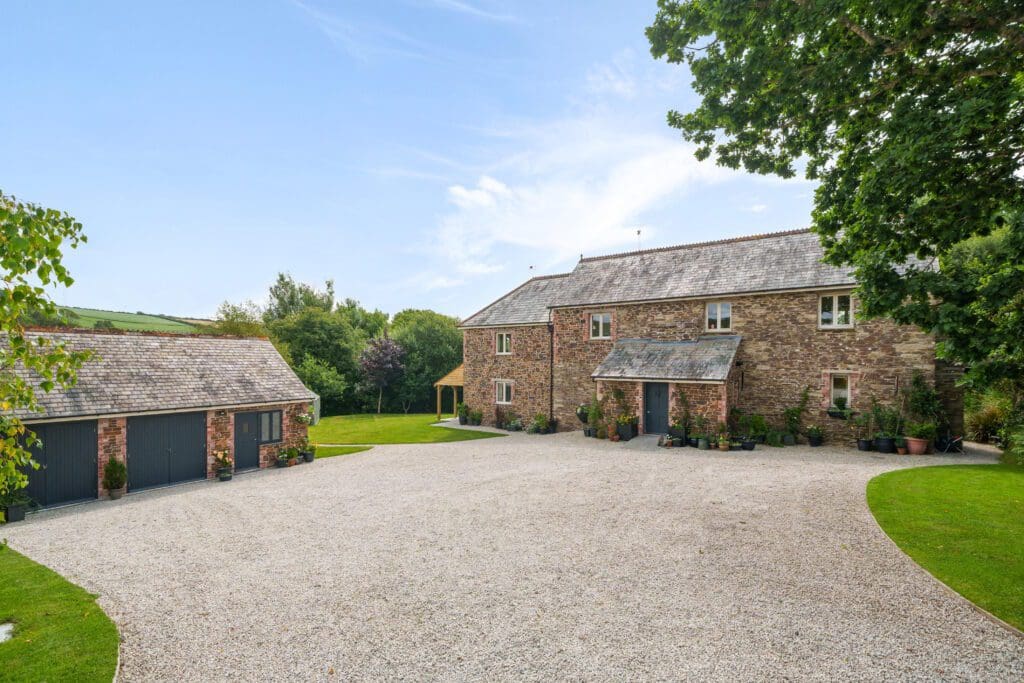 Properties David J Robinson Estate Agents & Auctioneers