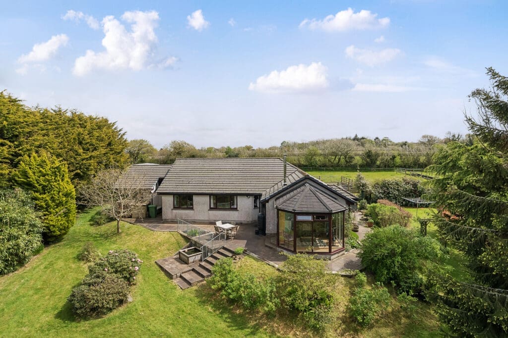 Properties David J Robinson Estate Agents & Auctioneers